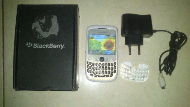 blackberry 8520 gemini beserta dus
