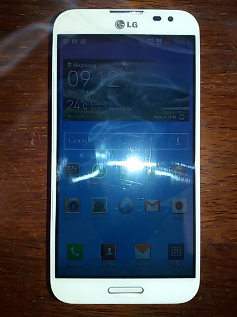 WTS / WTT LG Optimus G Pro F240 dengan LG G2 / LG G3 D856 Dual LTE New