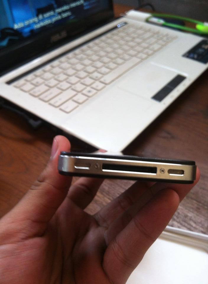 iPhone 4 32Gb FU GSM BLACK JUAL CEPAT