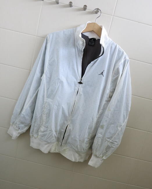 nike air jordan retro jacket size L