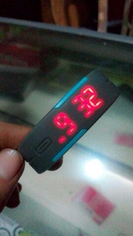 Jam tangan TVG LED keren