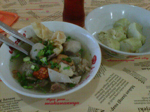 MALANG...KULINERNYA PANGANAN BAKSO..SYEDAPPPPPP...ENDESSSS! MASUK GAN !