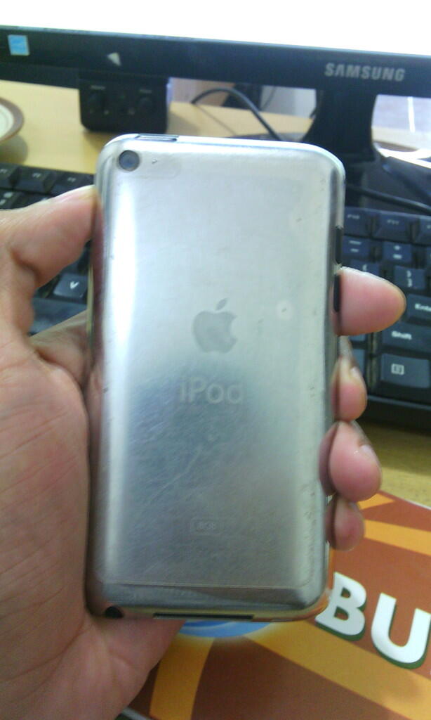 iPod 4 Gen 8 GB (Bandung)