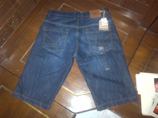 Celana pendek AMERICAN JEANS (malang) murah