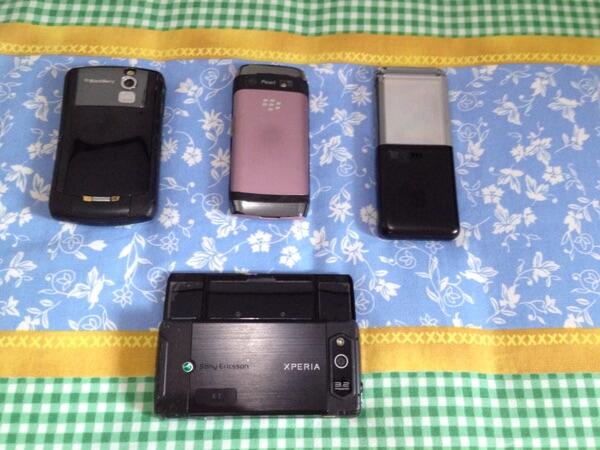 SALE HANDPHONE & TABLET KOLEKSI PRIBADI
