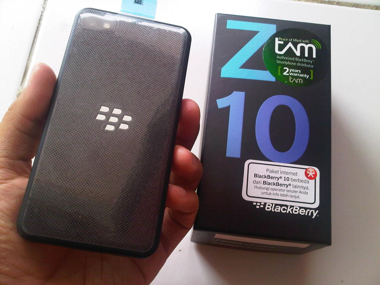 JUAL BLACKBERRY Z10 TAM 100% original