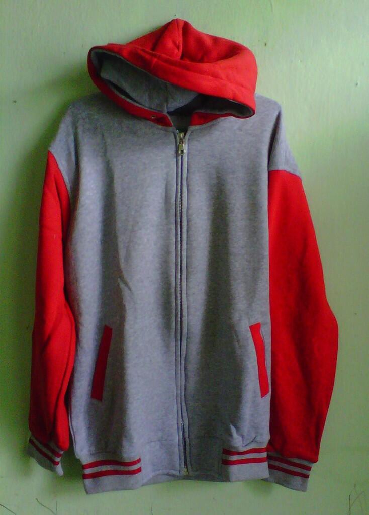Jaket baseball sweater hoodie murah untuk keperluan komunitas dan angkatan