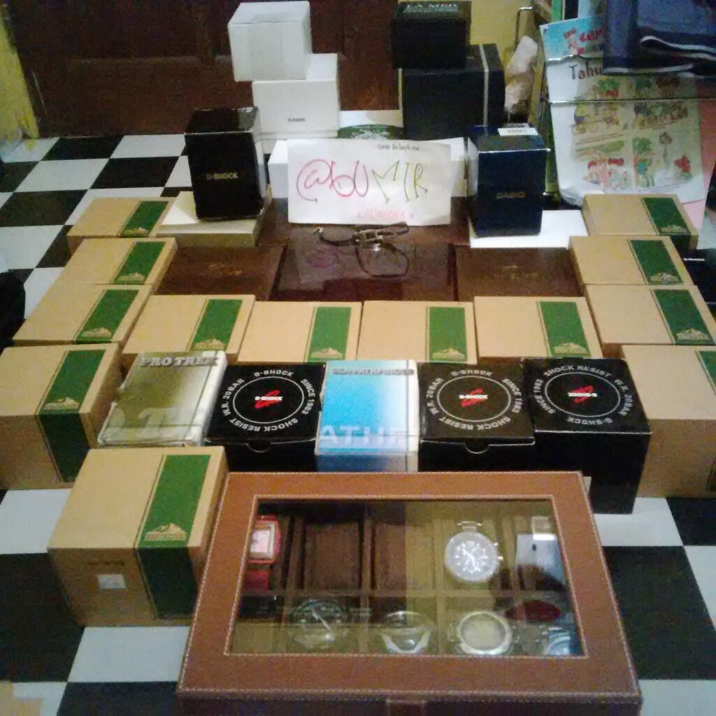 Teiwe, Protrek, Gshock, Suunto, Citizen, Alba, Herbal, YMAX, Kaos Muslim dll