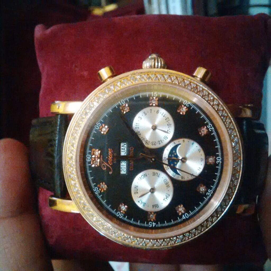Teiwe, Protrek, Gshock, Suunto, Citizen, Alba, Herbal, YMAX, Kaos Muslim dll