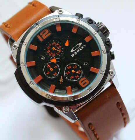 OAKLEY Chronograph model Expedition 6622 Leather