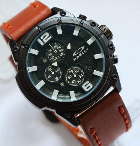 OAKLEY Chronograph model Expedition 6622 Leather