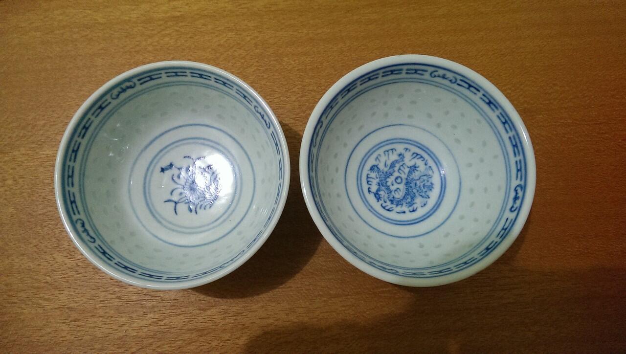 Chinaware - piring, teko, cangkir dan mangkok motif