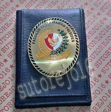kalung dan dompet pengenal kta (TNI-POLRI)