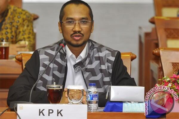 ABRAHAM SAMAD SEBUT TUDUHAN HASTO FITNAH