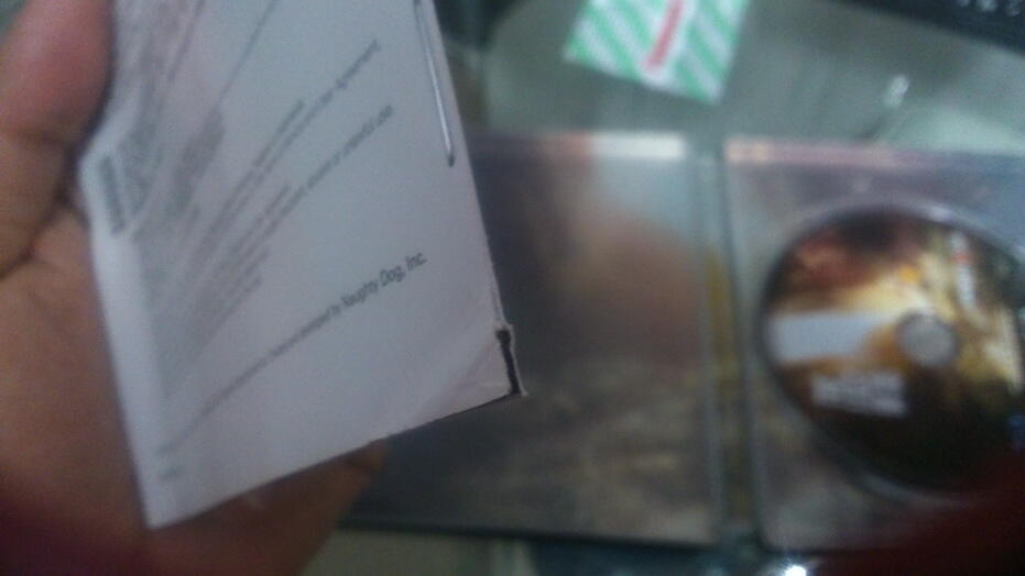 WTS BD PS 3 The Last of Us Steelcase