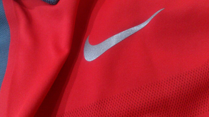 WTS BAJU GOLF NIKE TIGER WOOD (TW) COLLECTION ORIGINAL.