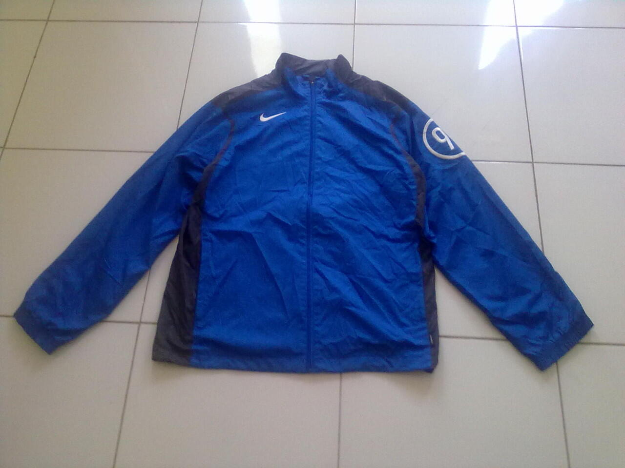 lelang jaket outdoor/gunung columbia,nike,parka uniqlo,puma,fila original (ob50ribu)
