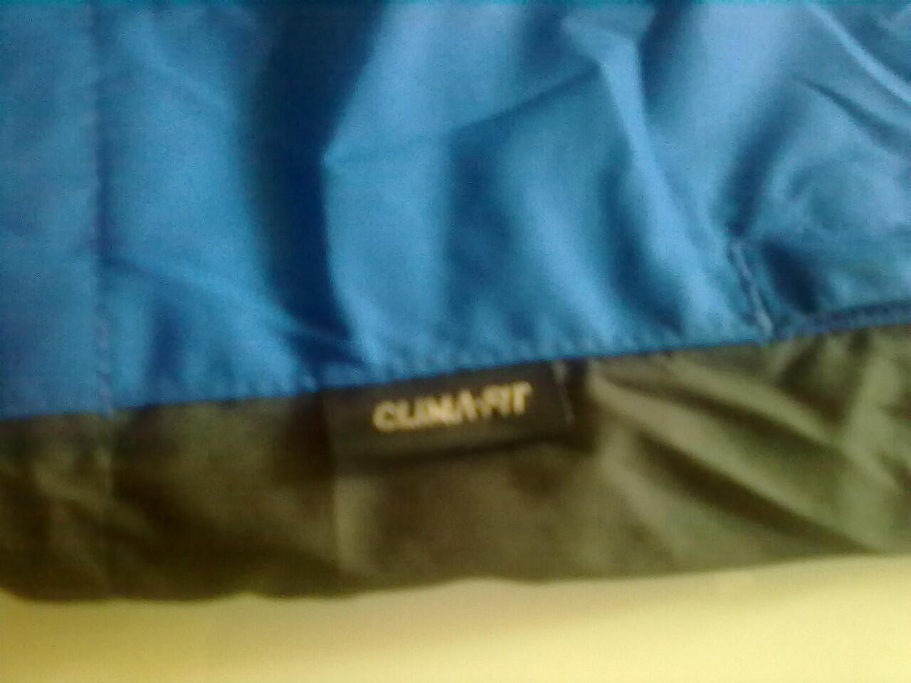 lelang jaket outdoor/gunung columbia,nike,parka uniqlo,puma,fila original (ob50ribu)