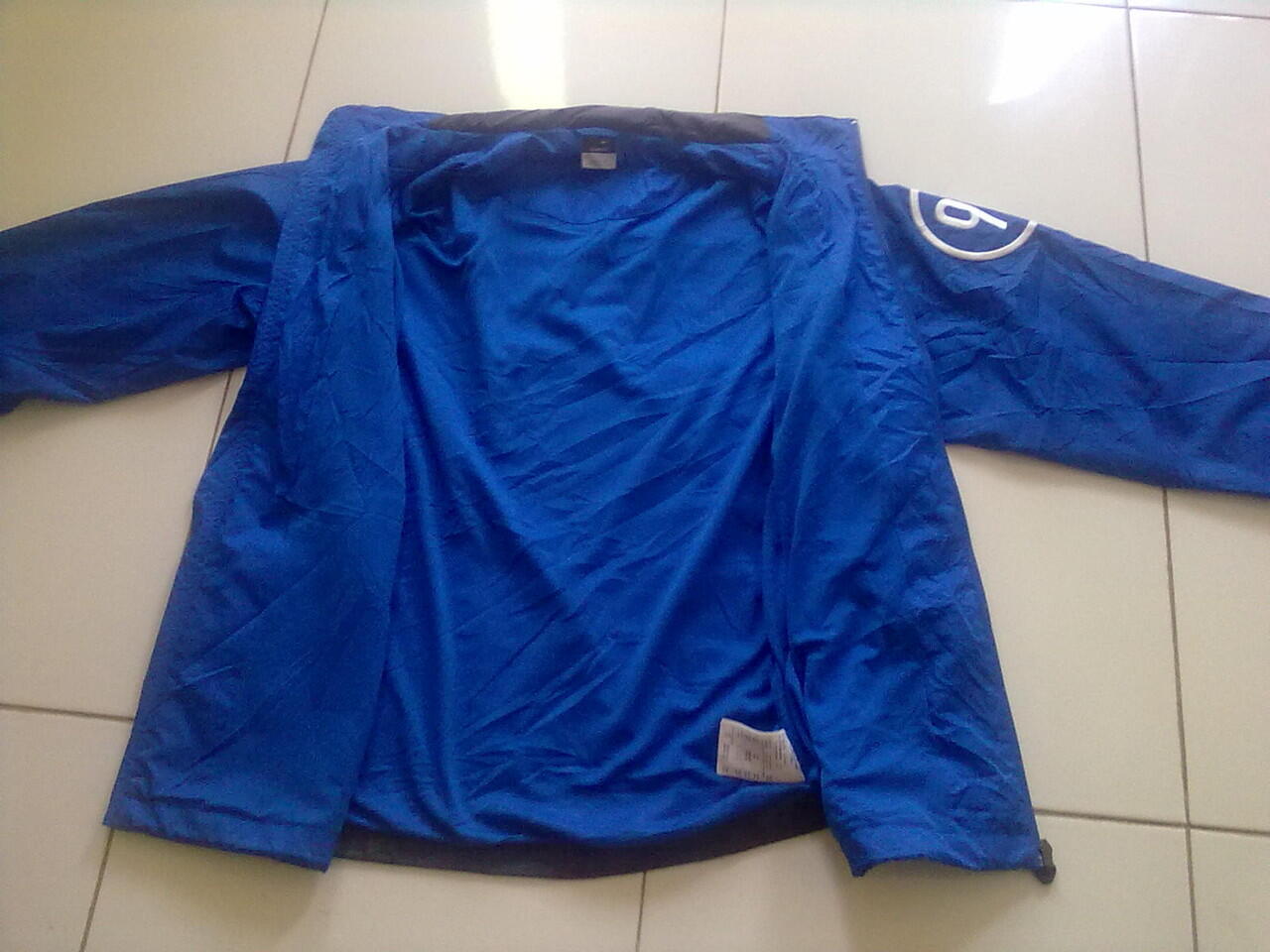 lelang jaket outdoor/gunung columbia,nike,parka uniqlo,puma,fila original (ob50ribu)
