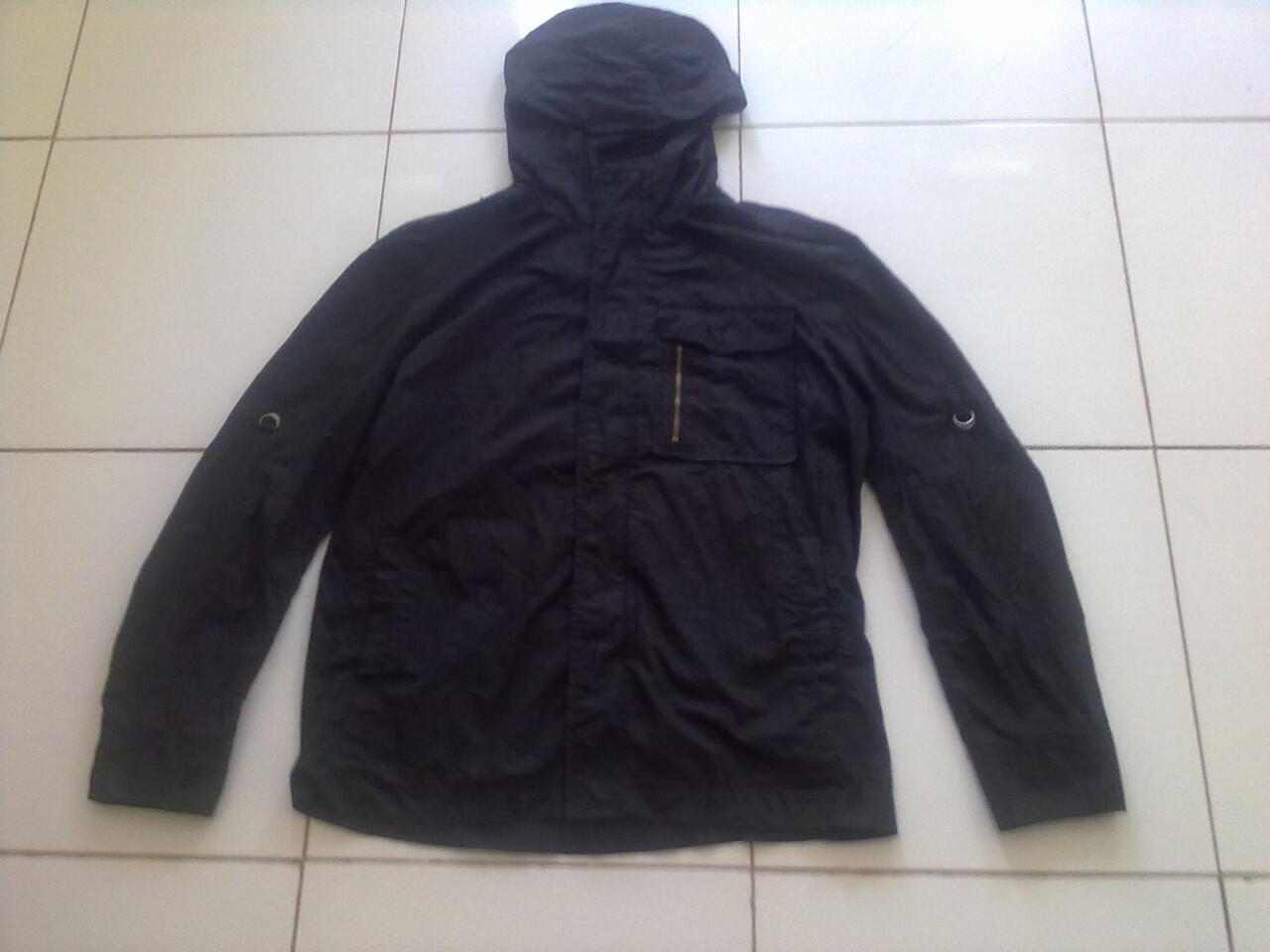 lelang jaket outdoor/gunung columbia,nike,parka uniqlo,puma,fila original (ob50ribu)