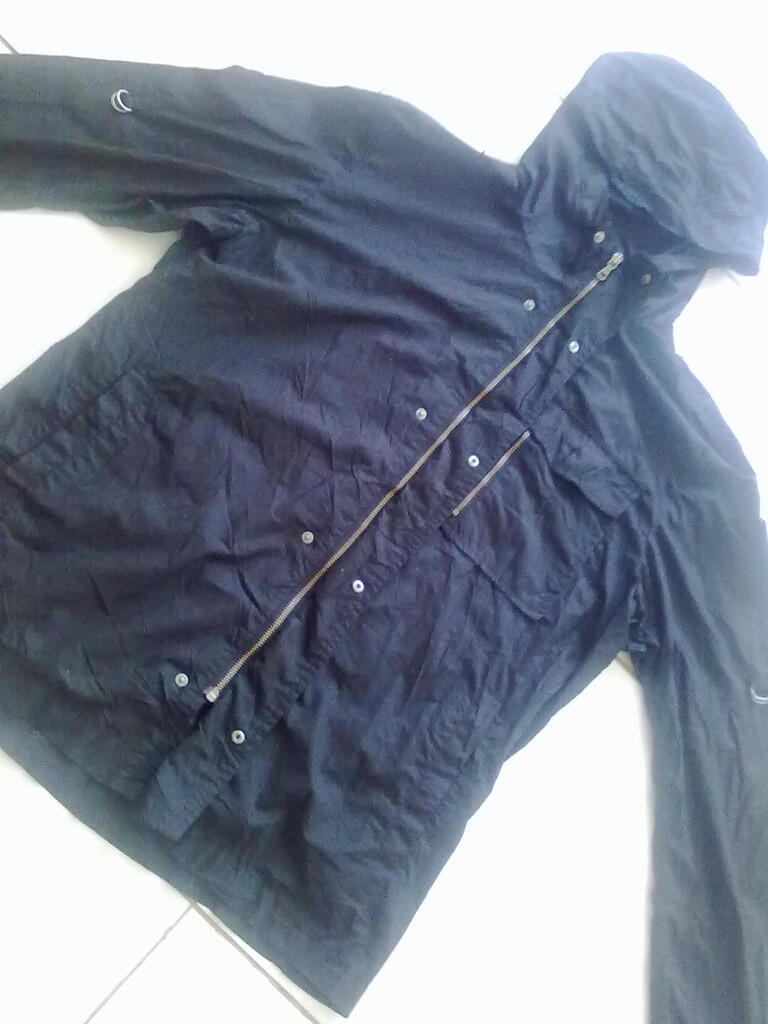 lelang jaket outdoor/gunung columbia,nike,parka uniqlo,puma,fila original (ob50ribu)