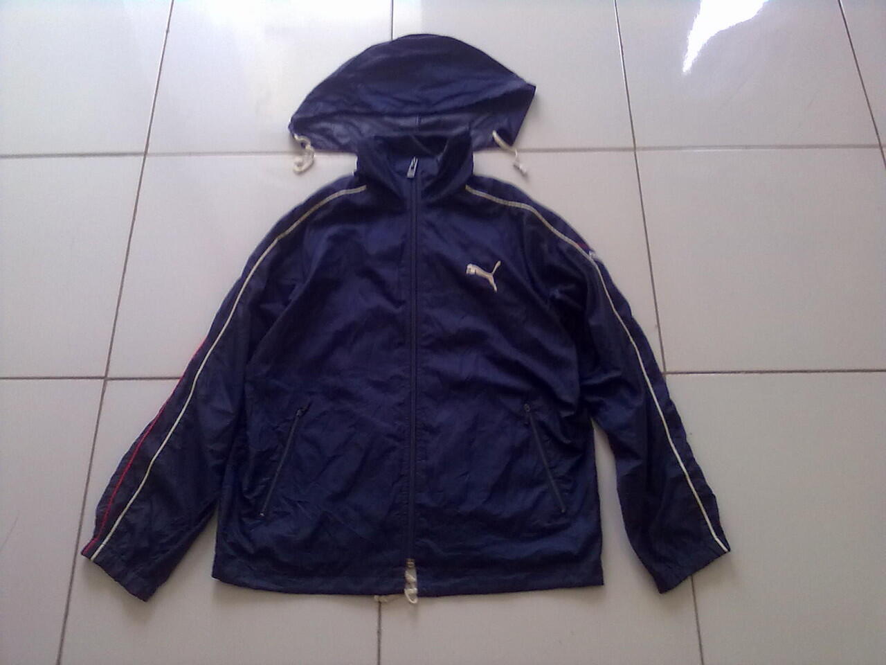 lelang jaket outdoor/gunung columbia,nike,parka uniqlo,puma,fila original (ob50ribu)