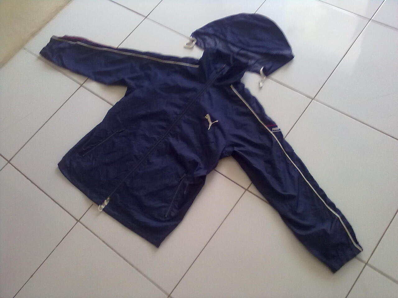 lelang jaket outdoor/gunung columbia,nike,parka uniqlo,puma,fila original (ob50ribu)