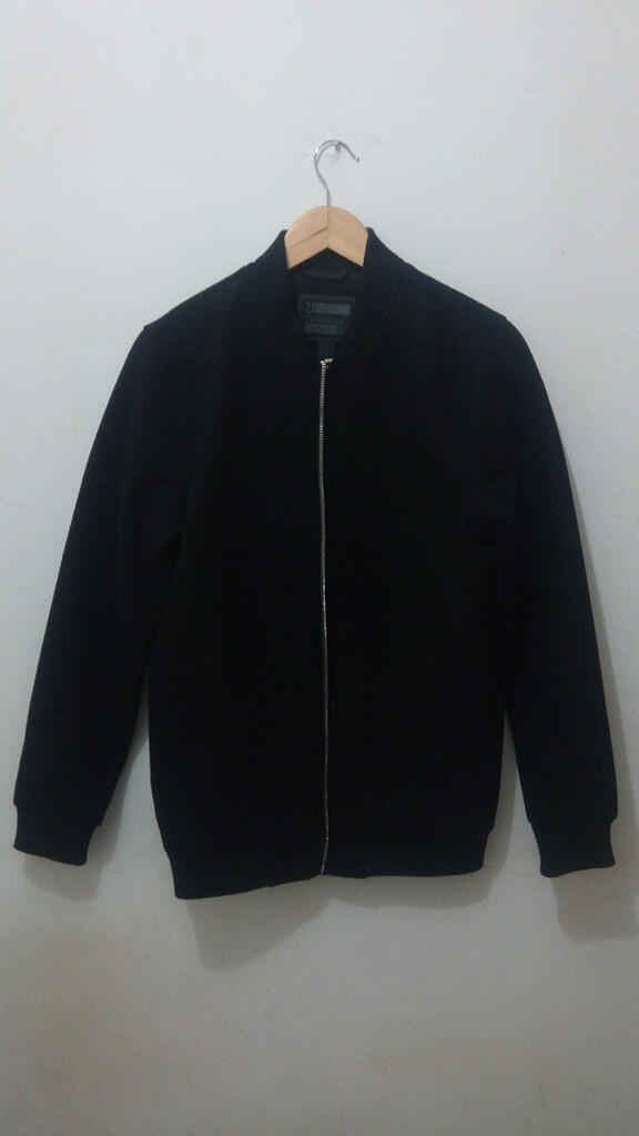 Dijual Bomber Varsity Wool Jacket Forever 21 Warna Hitam NEW