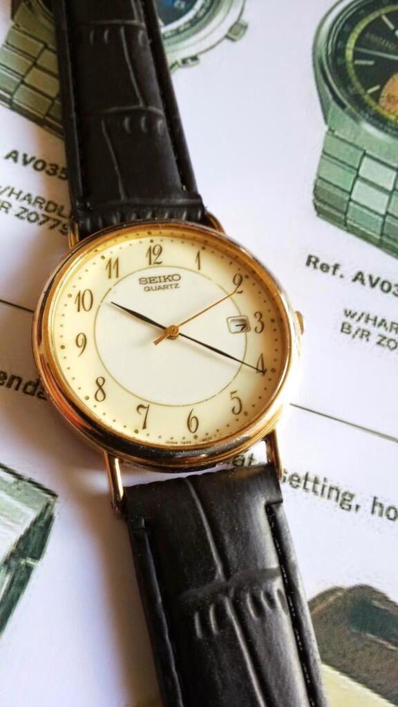 jam Seiko Quartz 7n22.