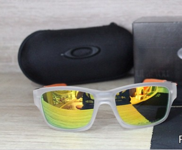 KACAMATA ALL OAKLEY, GARAGE ROCK, CROSSHAIR, HOLBROOK, JUPITER, BREAD BOX, WHY8