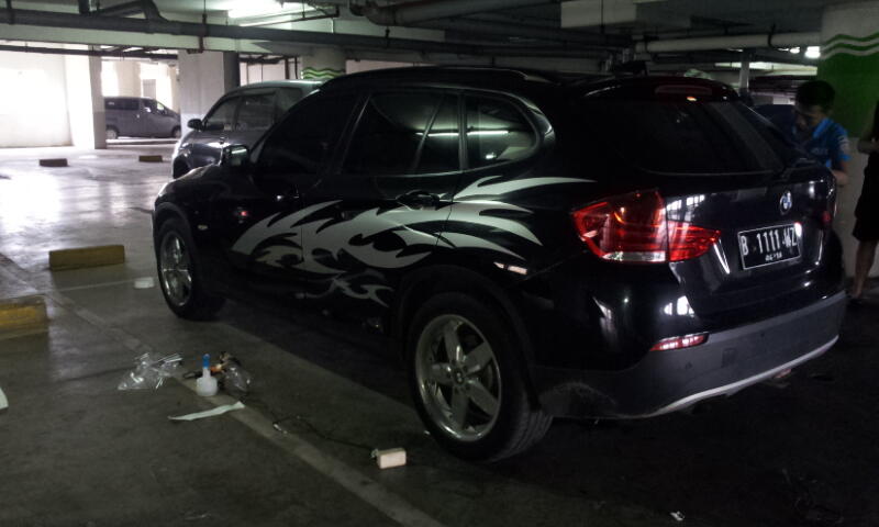 car wrapping dan cutting stiker