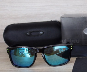 KACAMATA ALL OAKLEY, GARAGE ROCK, CROSSHAIR, HOLBROOK, JUPITER, BREAD BOX, WHY8
