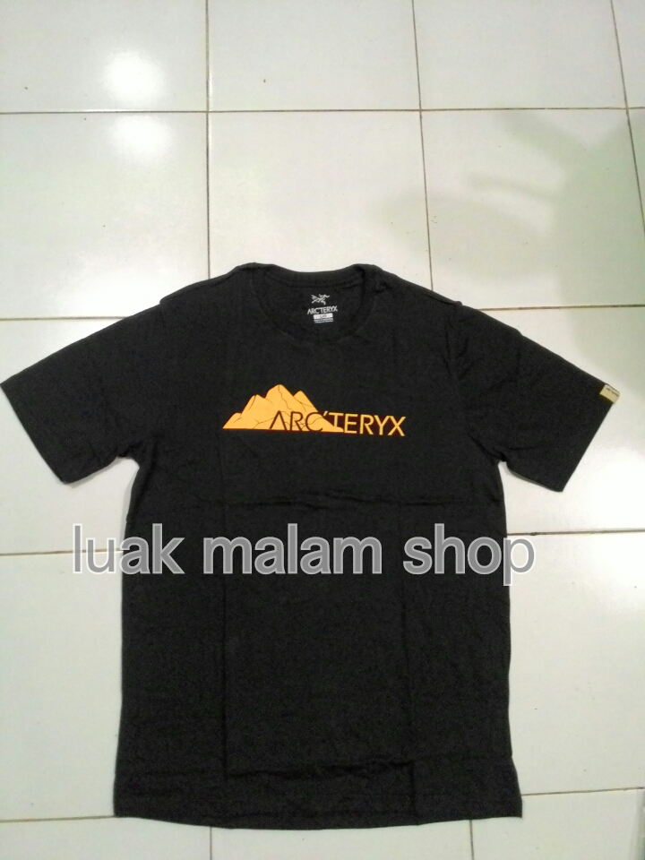 T-shirt ARCTERYX BUKAN THE NORTH FACE ATAU MAMMUT DAN JACK WOLFSKIN