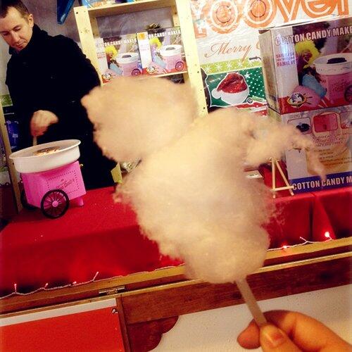 COTTON CANDY MAKER