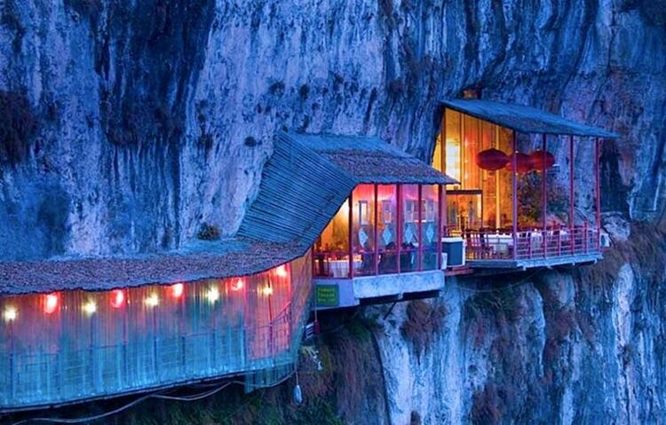 Restoran Keren dan Unik Yang Wajib Kamu Lihat dan Kunjungi