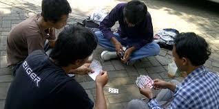 ™Melepas status NASAKOM di kampus™