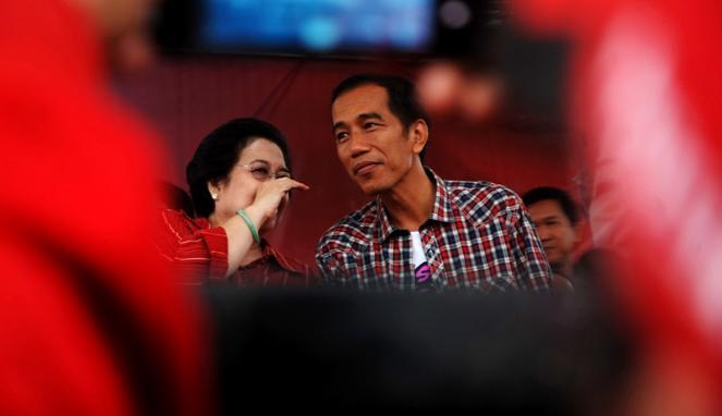 &#91;Thread Panastak MOVE ON&#93; Barisan relawan dulu setia kini tinggalkan Jokowi