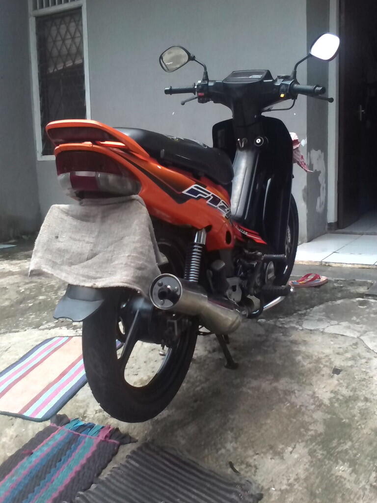 Terjual Yamaha F1ZR 2003 edisi tuker matic KASKUS