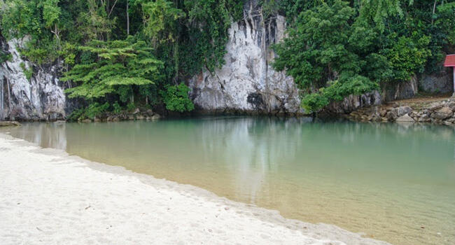 Sudah Tau Sungai Indah Di Indonesia ???