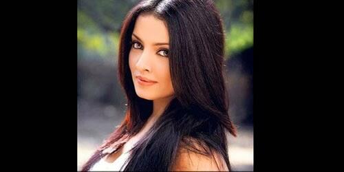 Wanita wanita dengan Mata Sangat Indah