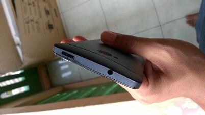 HTC one DS black Solo