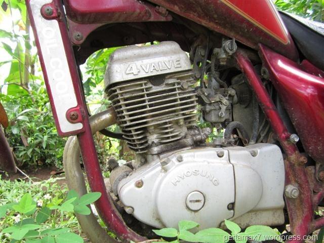 Sejarah Sepeda Motor Hyosung, Masih Sodaranya Suzuki