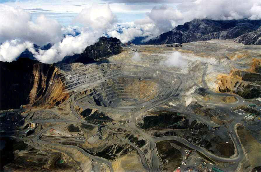 Masyarakat Papua Bakal Usir PT Freeport !!agan & aganwati Setuju??