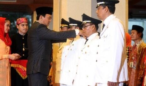 &#91;Mulai Membangkang Lawan Menteri?&#93;Ahok tak Setuju Larangan Total Penjualan Miras