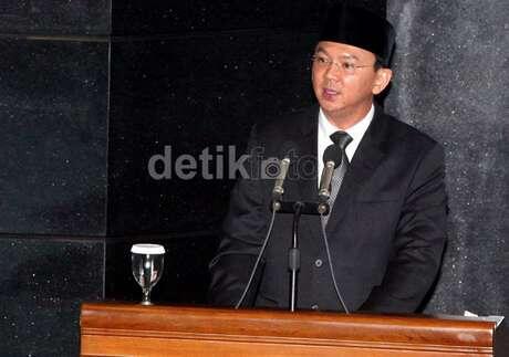 Dengar Suara Anak Kucing Mengeong, Ahok Sempat Keluar dari Rapat di Kantornya