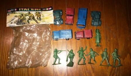 Asiknya Bermain dengan Mainan Tentara-Tentaraan Plastik Jaman Dulu