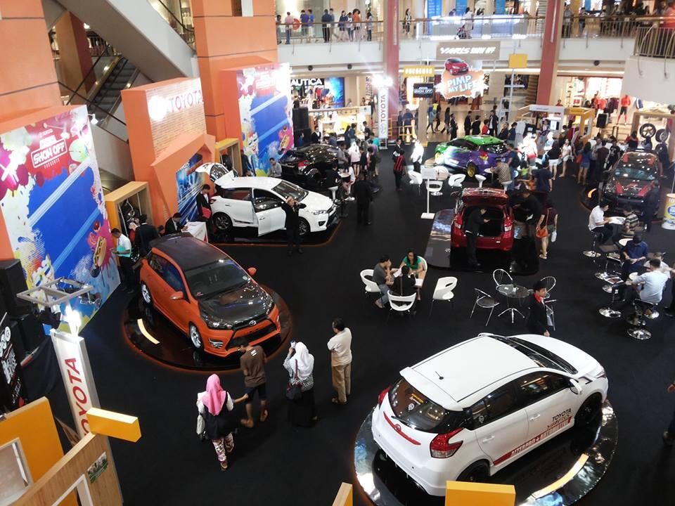 Modifikasi-Modifikasi Keren Toyota Yaris Show Off 2015