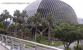 Ikutan EARTH HOUR 2015 di SINGAPORE lanjut ke MALAYSIA ala backpacker yuk