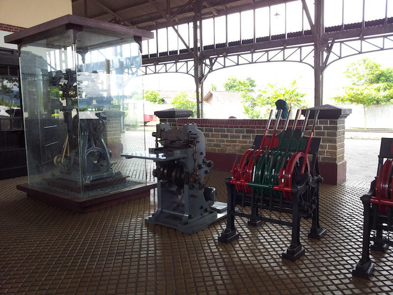 Jalan-jalan Melihat Museum Kereta Api Ambarawa