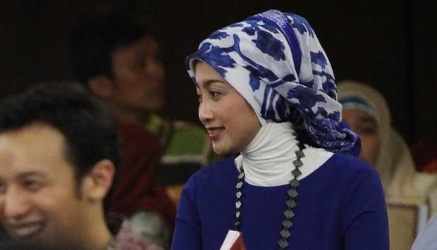 Artis DPR Dilarang Show: Nurul Tegas, Desy Ngeles